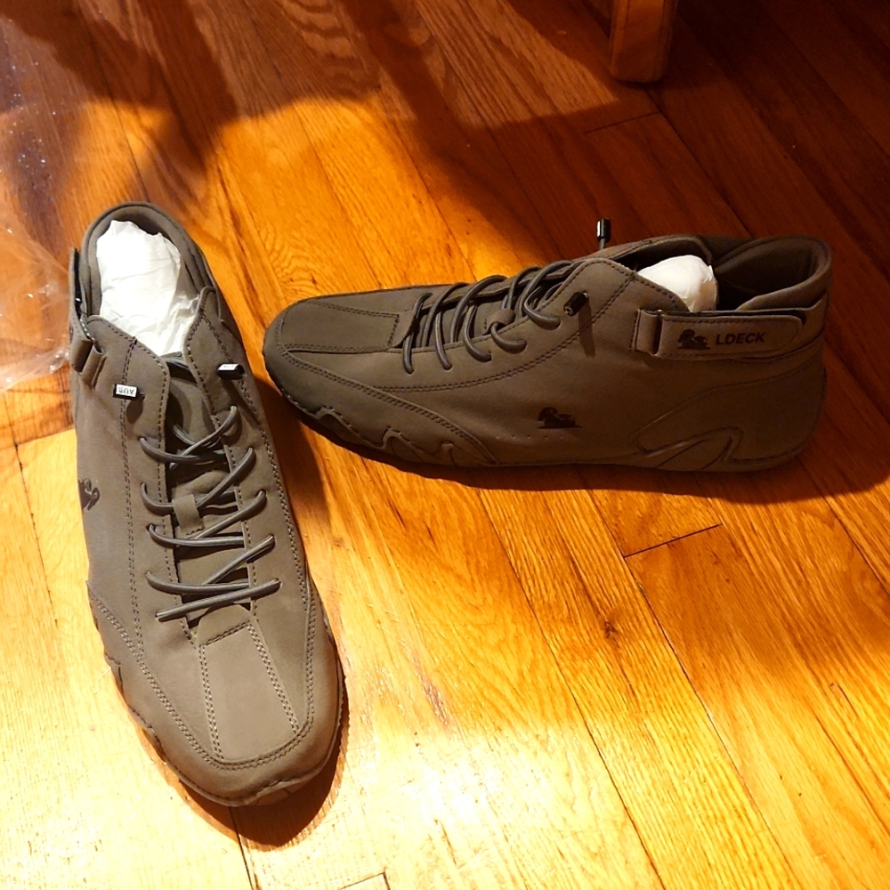 Mens L Deck casual brand new shoes